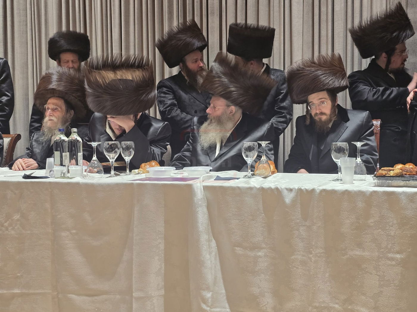 האדמו"ר מסאדיגורה בשמחת נישואי גיסו בלונדון