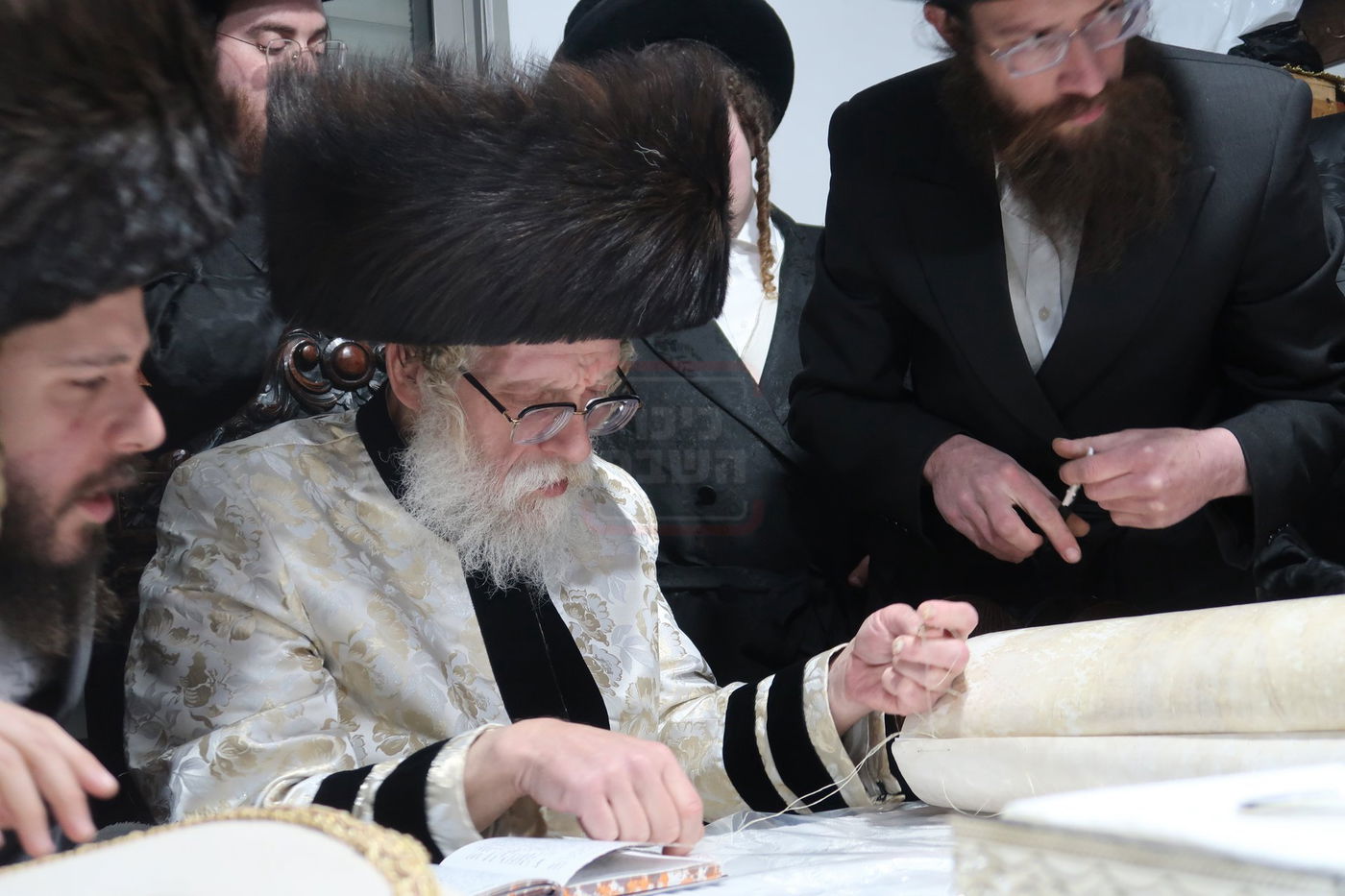 הכנסת ספר תורה לביהמ"ד שאץ דרוהביטש