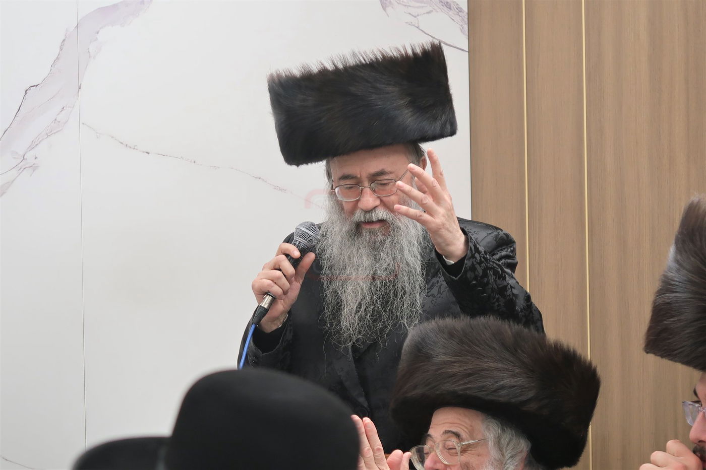 הגאון רבי מרדכי גלבר נואם