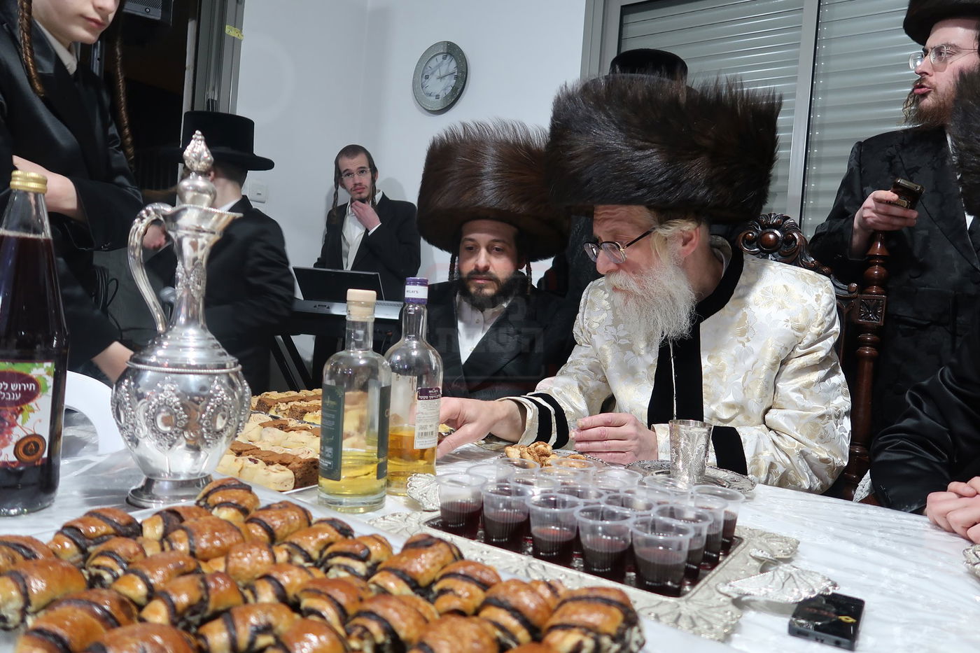 הכנסת ספר תורה לביהמ"ד שאץ דרוהביטש