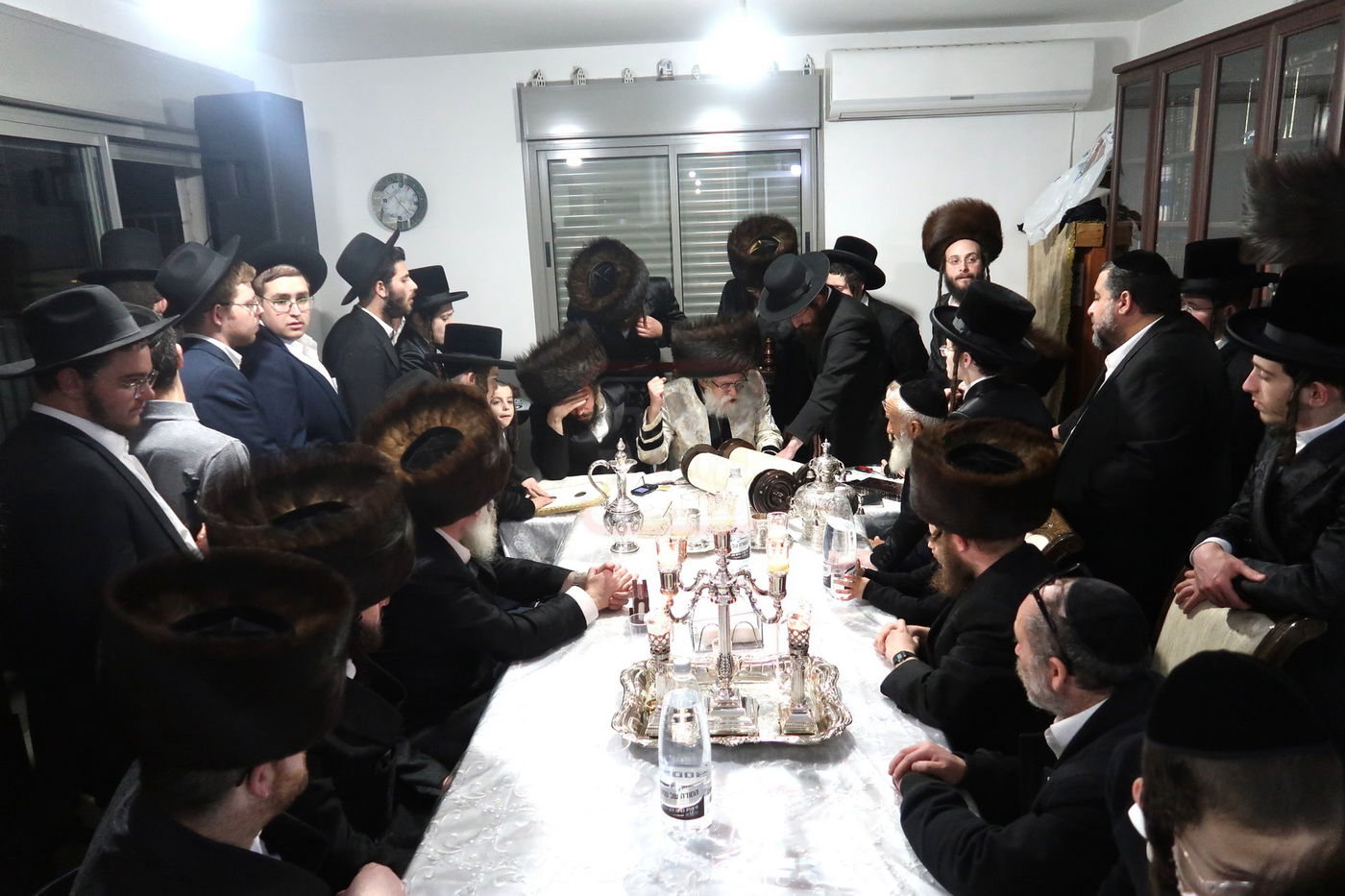 הכנסת ספר תורה לביהמ"ד שאץ דרוהביטש