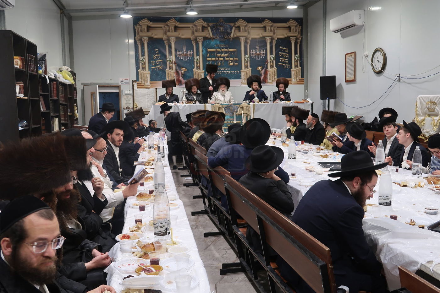 הכנסת ספר תורה לביהמ"ד שאץ דרוהביטש