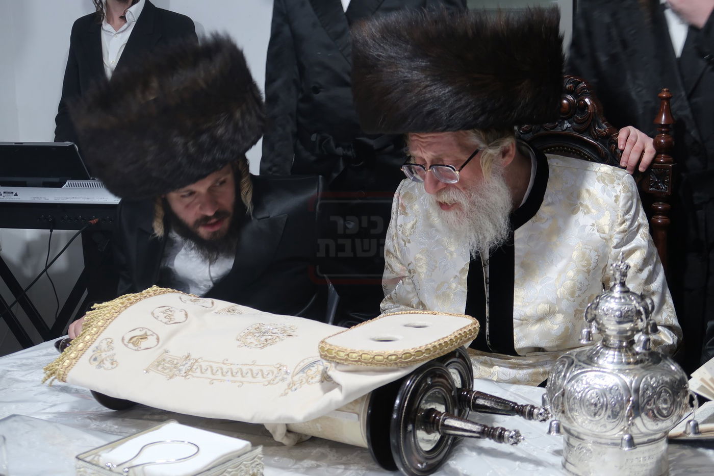 הכנסת ספר תורה לביהמ"ד שאץ דרוהביטש