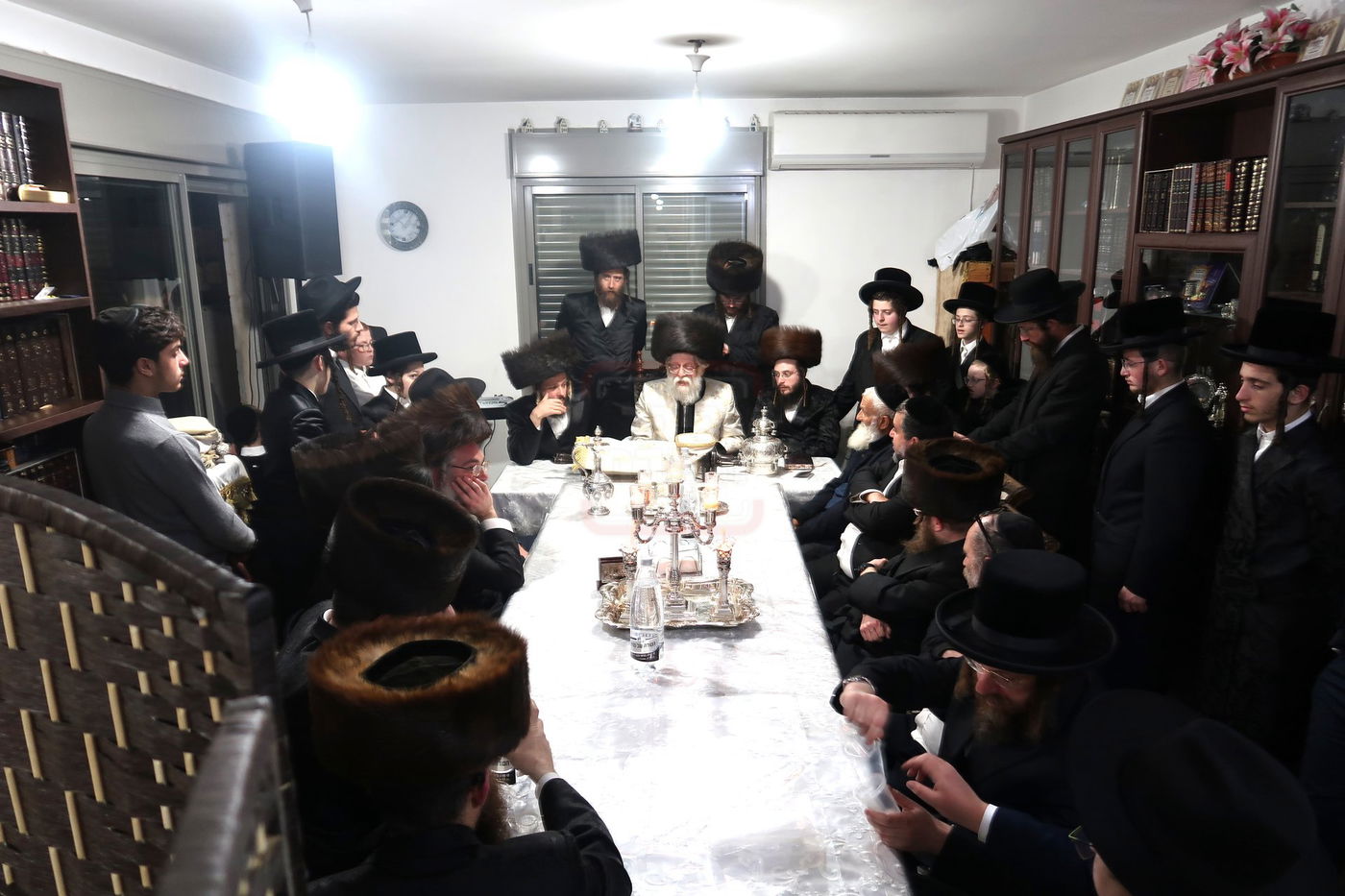 הכנסת ספר תורה לביהמ"ד שאץ דרוהביטש