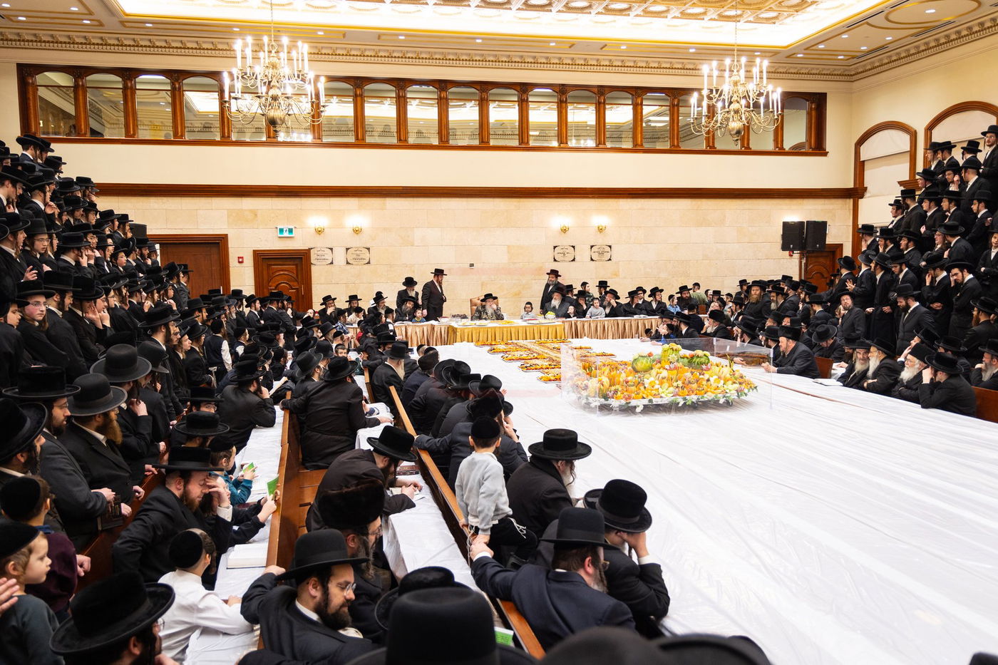 האדמו"ר מטאהש בטיש ט"ו בשבט