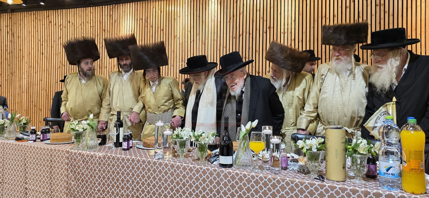 הפרשן הבכיר ב'נהיגה מונעת' | 'זופניק בכיכר' עם כל התמונות, הנייעס והחשיפות של השבוע