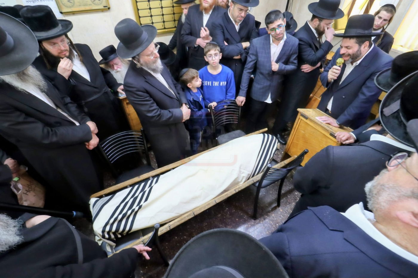 מסע הלוויית הגר"א שפירא זצ"ל - בירושלים