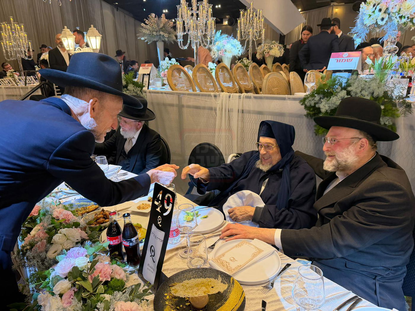 הפרשן הבכיר ב'נהיגה מונעת' | 'זופניק בכיכר' עם כל התמונות, הנייעס והחשיפות של השבוע