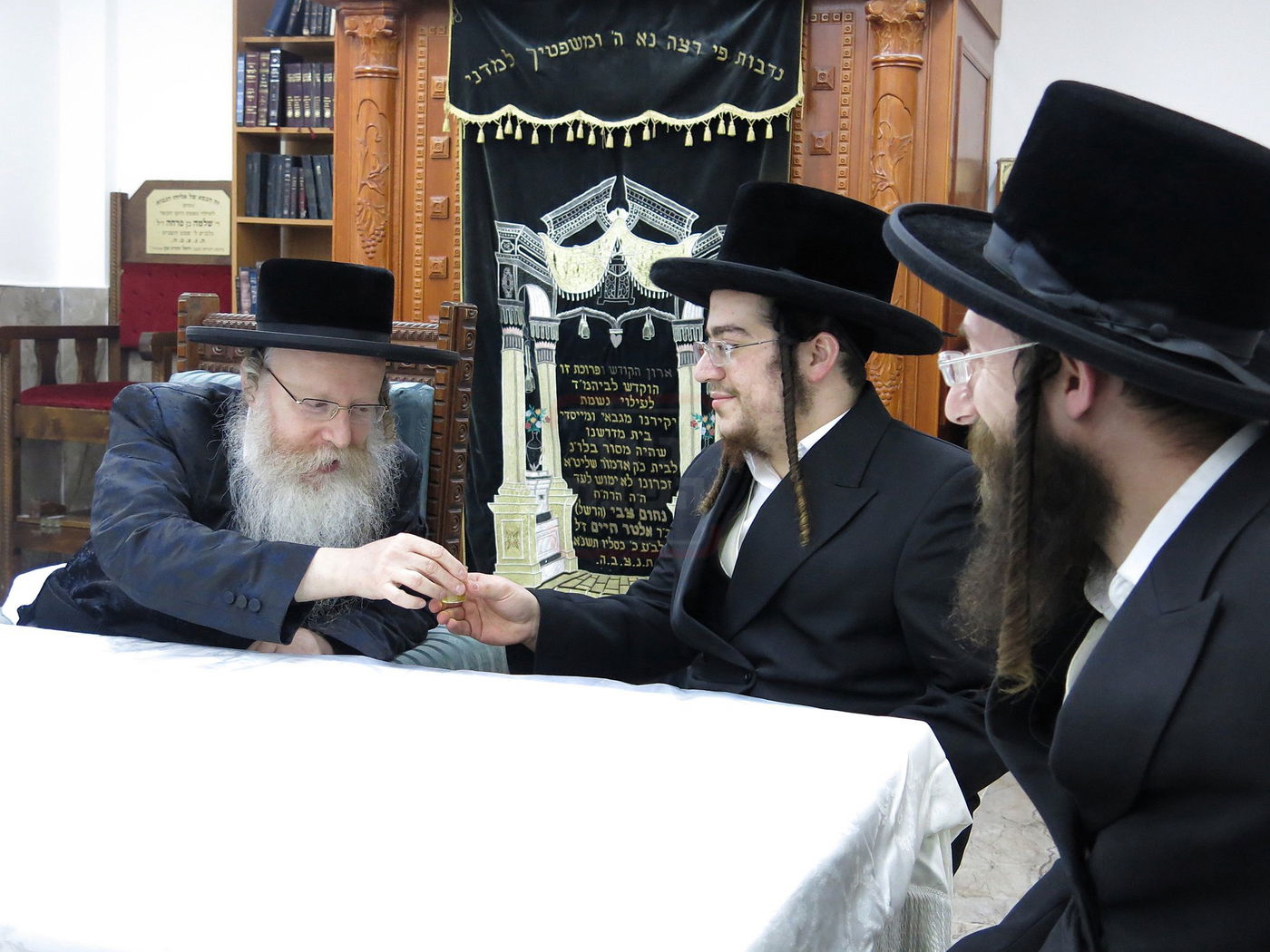 השמחה בקרעטשניף קריית גת