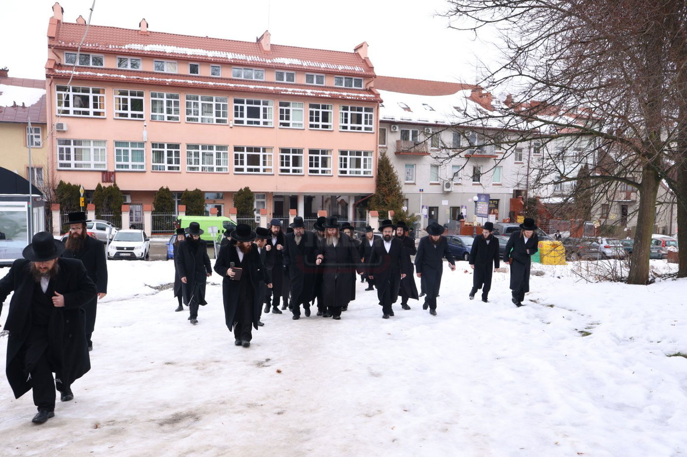 מסע הקודש של האדמו"ר מתולדות יהודה סטוטשין לפולין