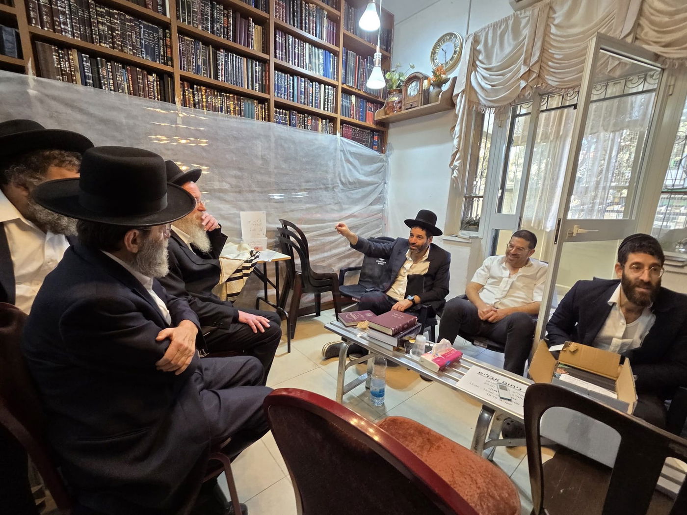 הפרשן הבכיר ב'נהיגה מונעת' | 'זופניק בכיכר' עם כל התמונות, הנייעס והחשיפות של השבוע