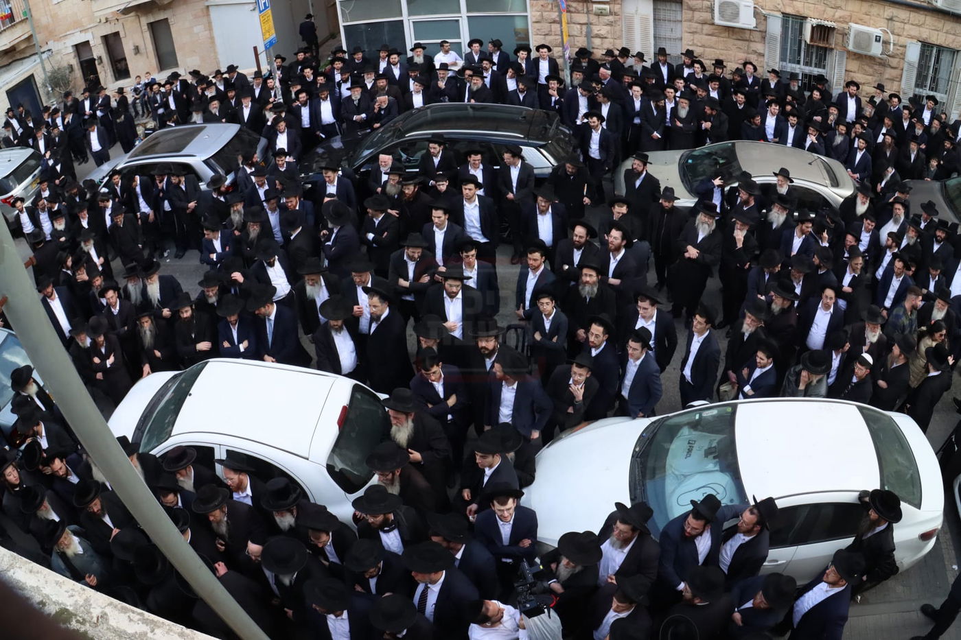 מסע הלוויית הגר"א שפירא זצ"ל - בירושלים