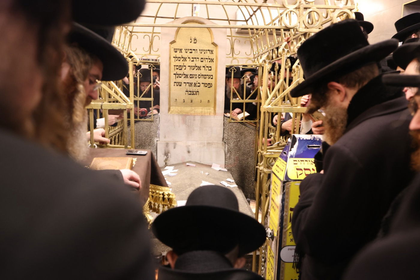 מסע הקודש של האדמו"ר מתולדות יהודה סטוטשין לפולין