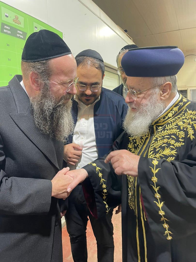 הפרשן הבכיר ב'נהיגה מונעת' | 'זופניק בכיכר' עם כל התמונות, הנייעס והחשיפות של השבוע