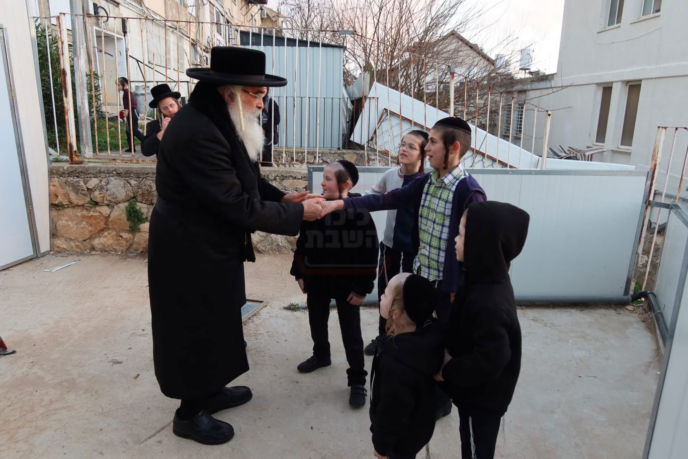 האדמו"ר מדושינסקיא בביקור בצפת