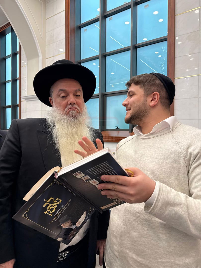 הפרשן הבכיר ב'נהיגה מונעת' | 'זופניק בכיכר' עם כל התמונות, הנייעס והחשיפות של השבוע