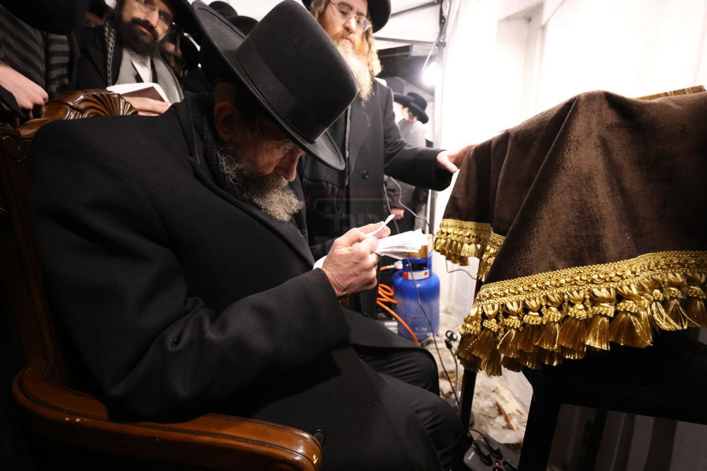 מסע הקודש של האדמו"ר מתולדות יהודה סטוטשין לפולין