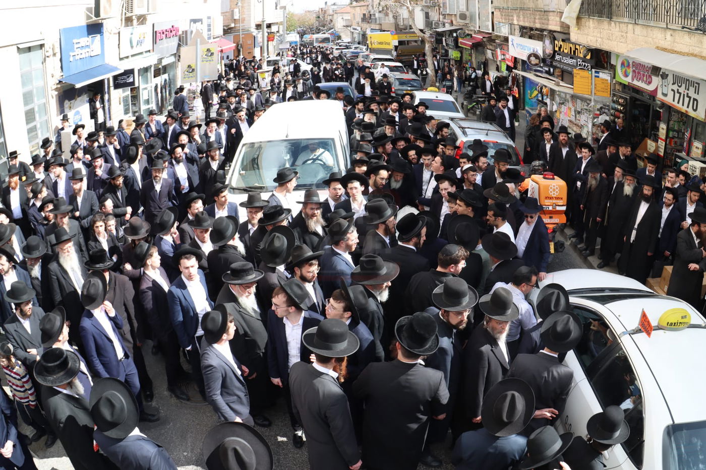 מסע הלוויית הגר"א שפירא זצ"ל - בירושלים