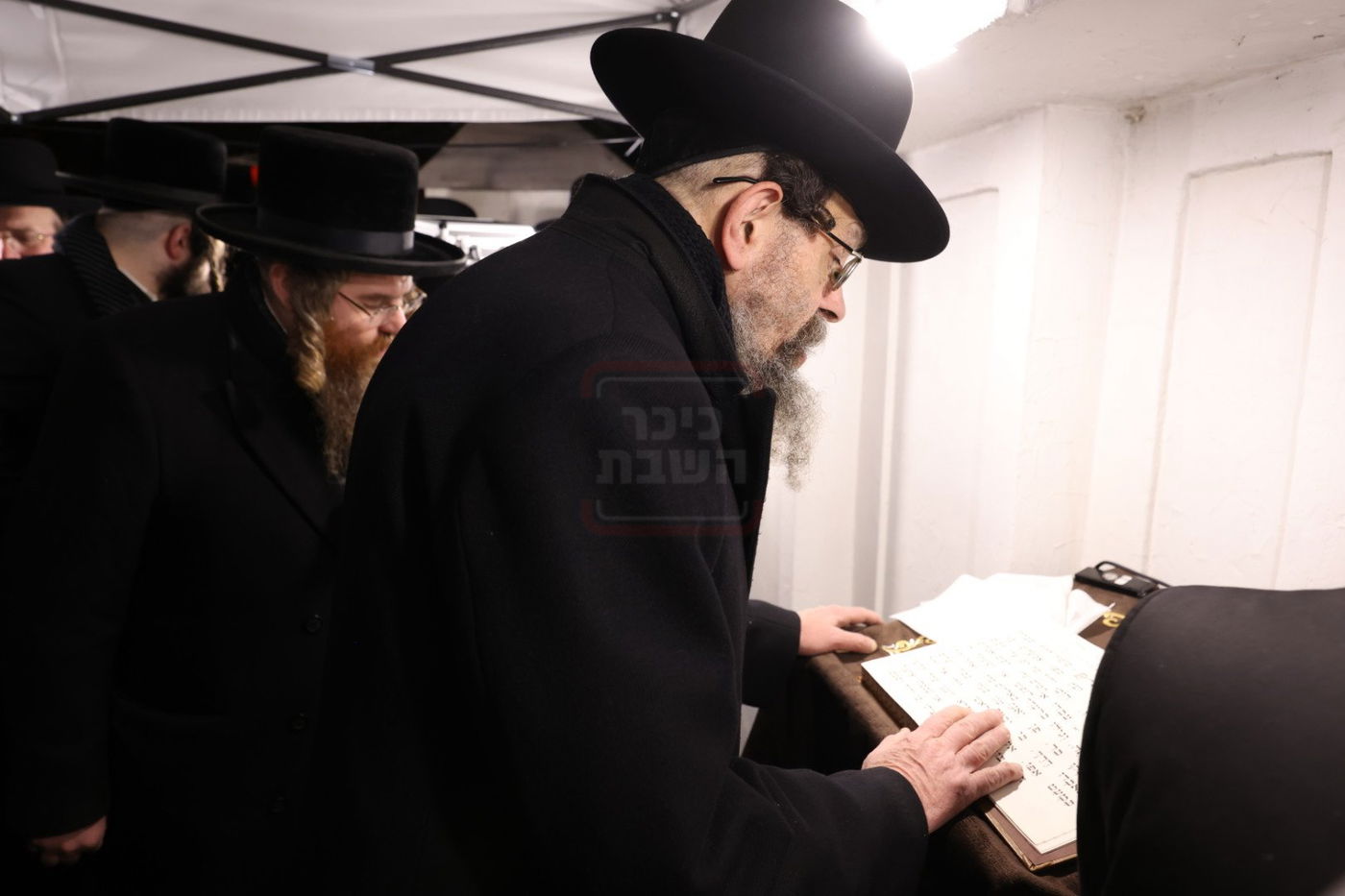 מסע הקודש של האדמו"ר מתולדות יהודה סטוטשין לפולין