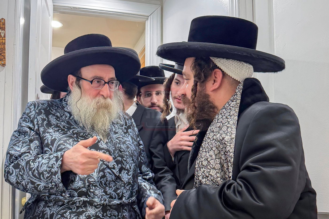 הרבי מקרעטשניף כפר אתא בביקור הוד בארה"ב