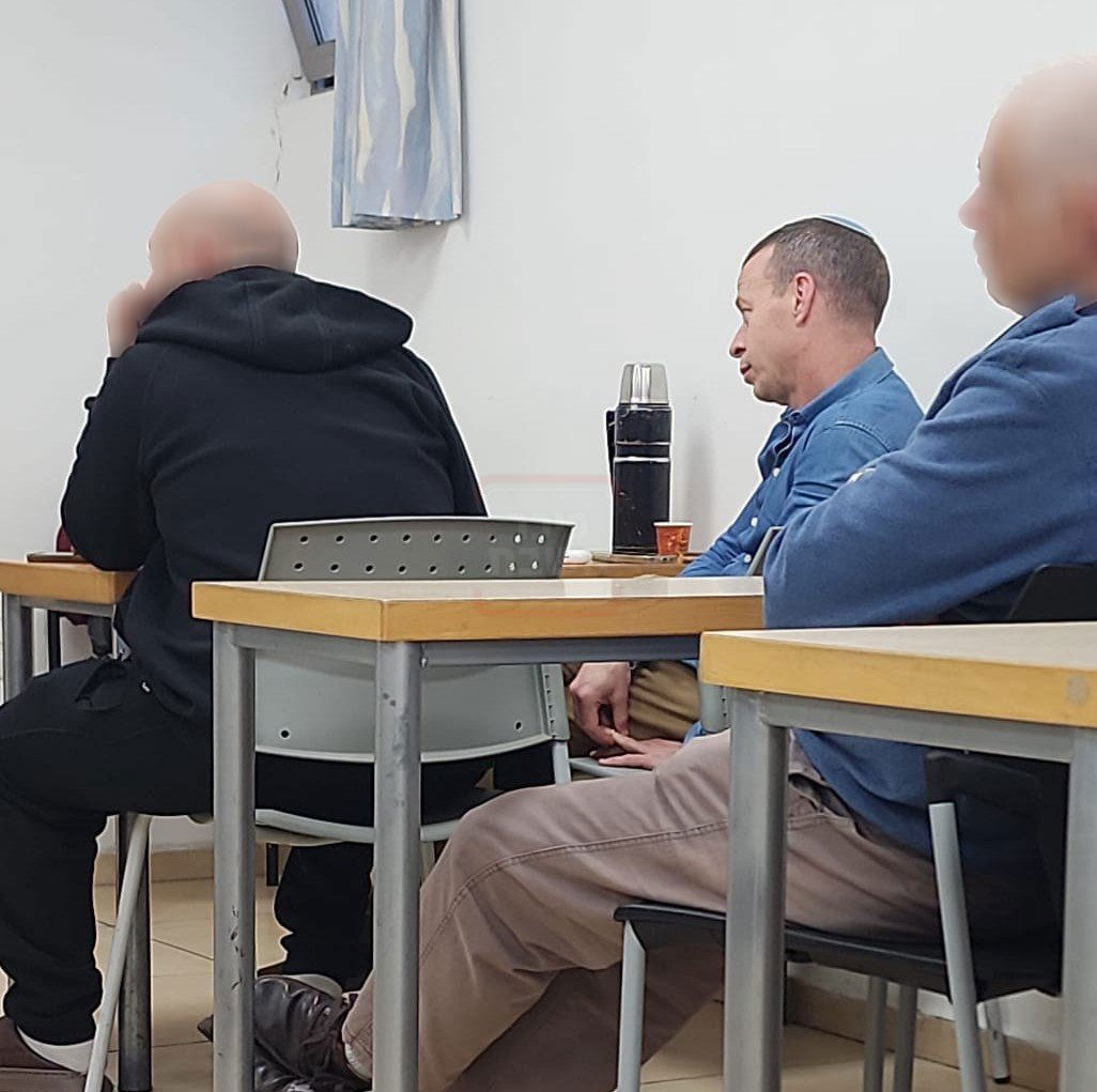 הפרשן הבכיר ב'נהיגה מונעת' | 'זופניק בכיכר' עם כל התמונות, הנייעס והחשיפות של השבוע