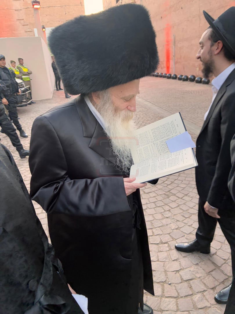 הגרי"מ מורנשטרן בביקור הוד במרוקו