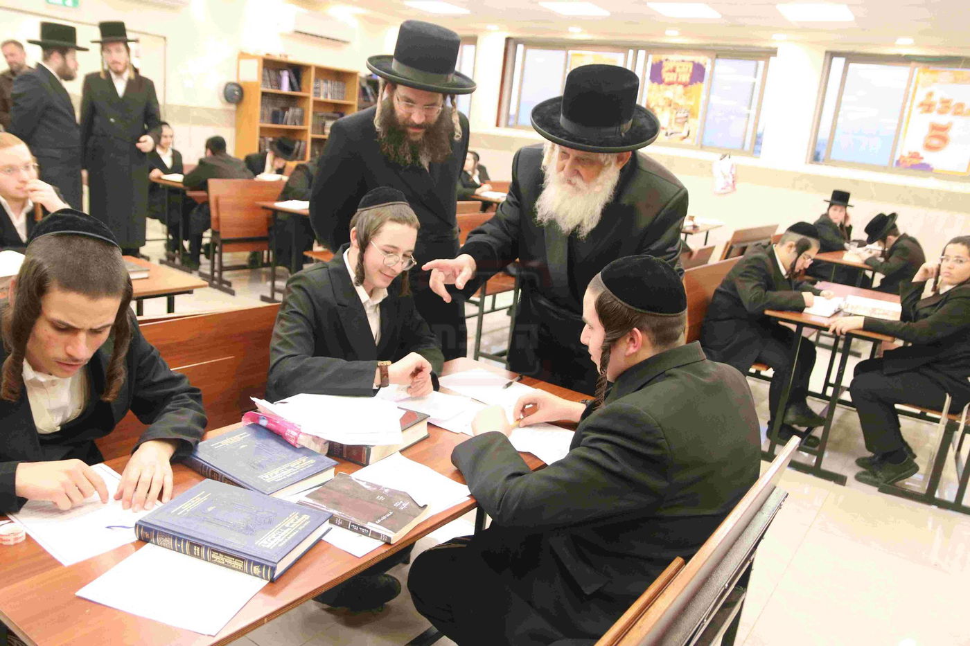 סיום ימי השובבי"ם בקאסוב ויז'ניץ