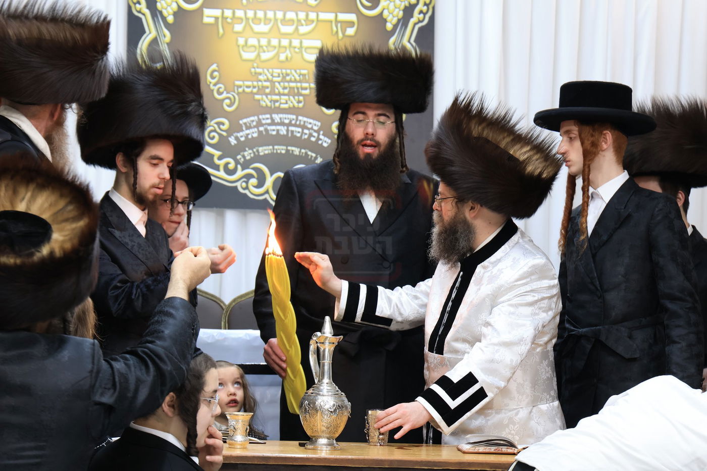 פארשפיל בחצה"ק קרעטשניף סיגט ווילאמסבורג