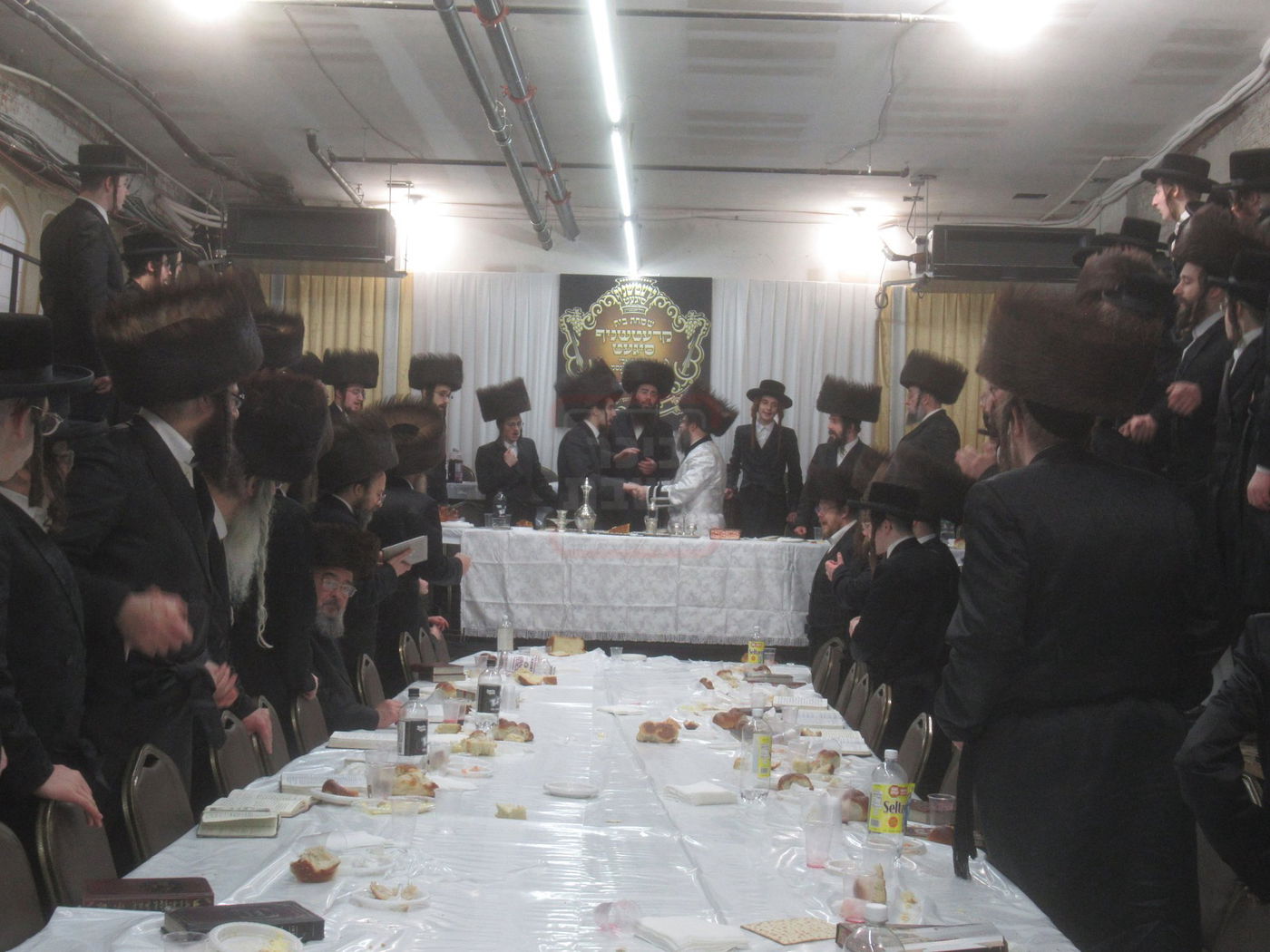 פארשפיל בחצה"ק קרעטשניף סיגט ווילאמסבורג