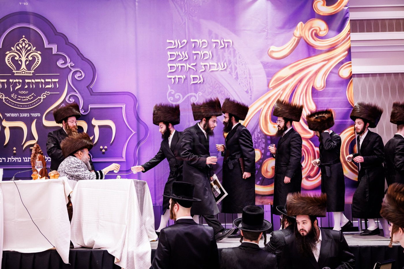 המעמד בבאבוב 45