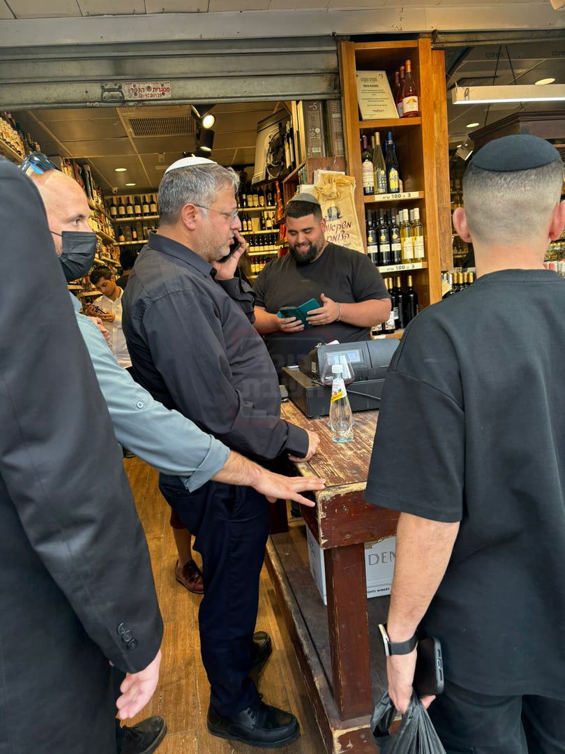 מי פרץ לבכיר החרדי? | 'זופניק בכיכר' עם כל התמונות, הנייעס והחשיפות של השבוע