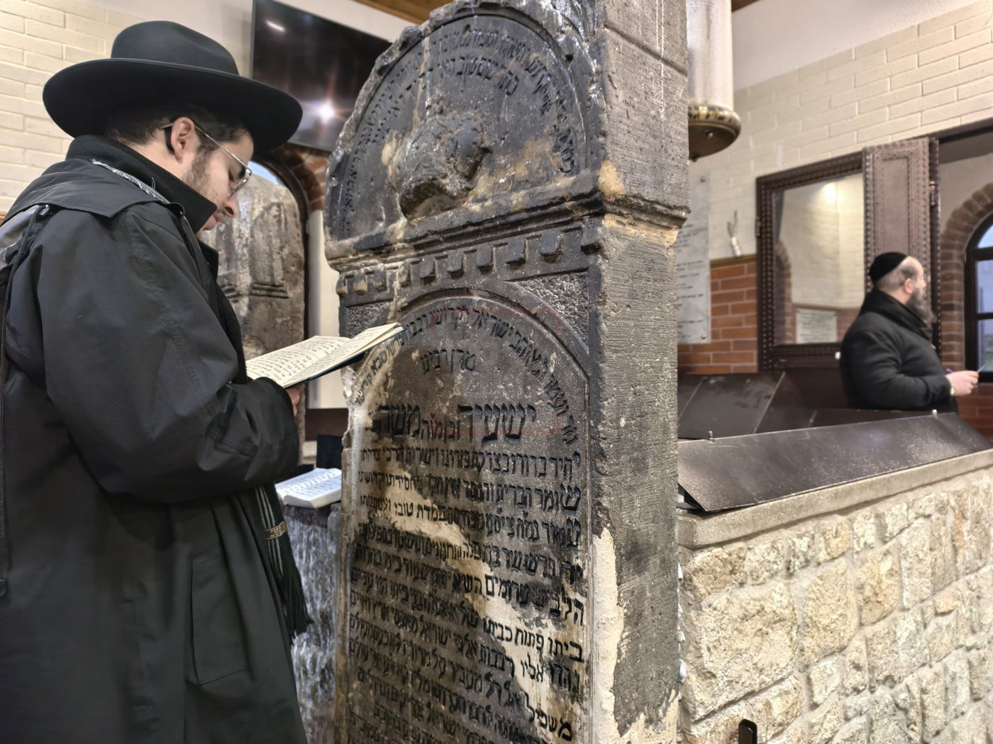 ישיבת אהובים מלונדון בטיול בהונגריה