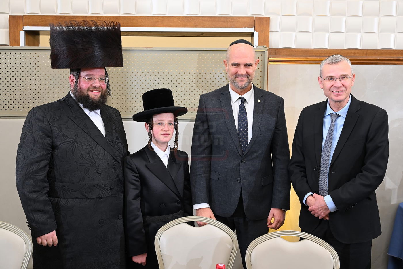 מי פרץ לבכיר החרדי? | 'זופניק בכיכר' עם כל התמונות, הנייעס והחשיפות של השבוע