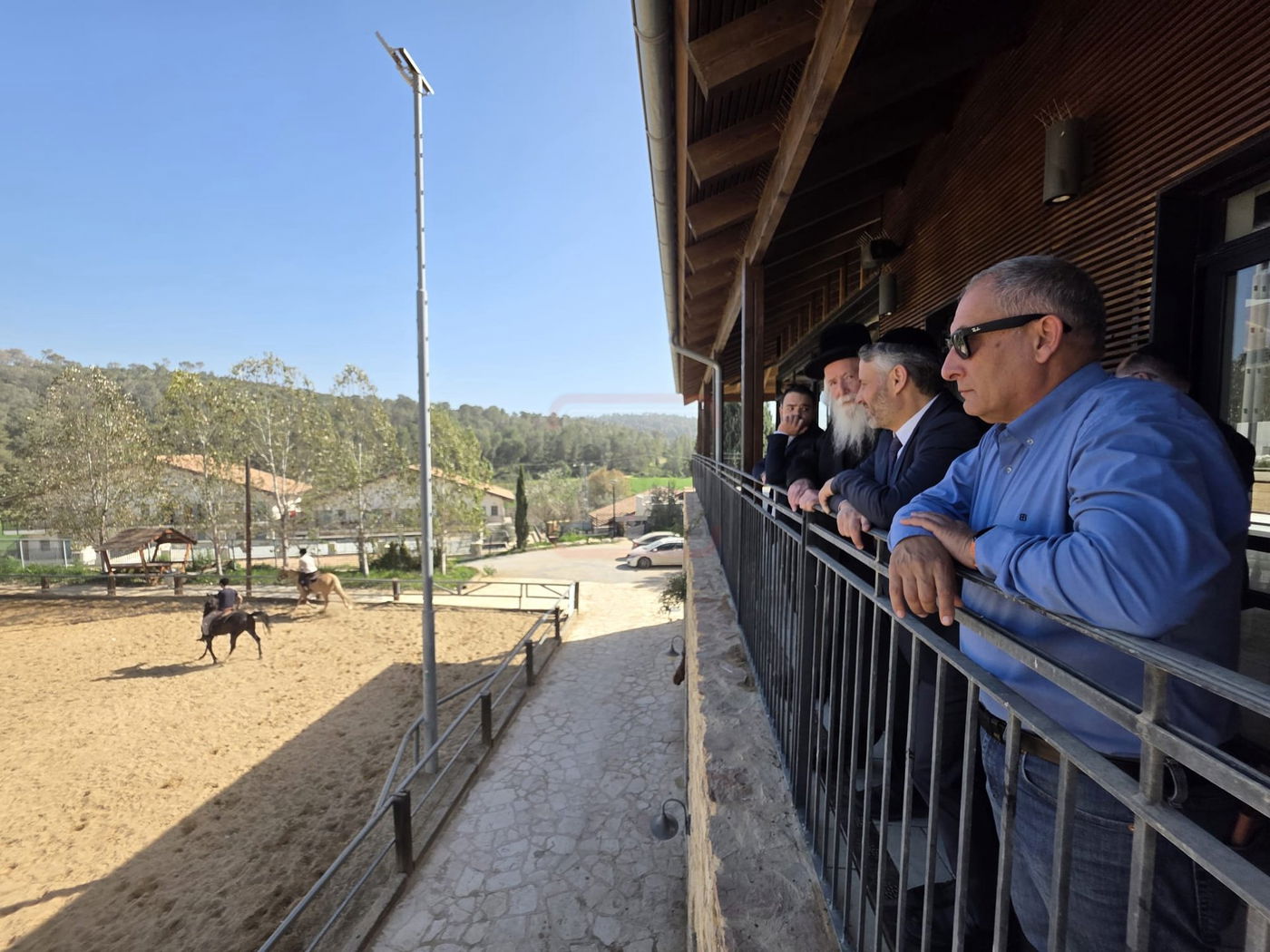 מי פרץ לבכיר החרדי? | 'זופניק בכיכר' עם כל התמונות, הנייעס והחשיפות של השבוע
