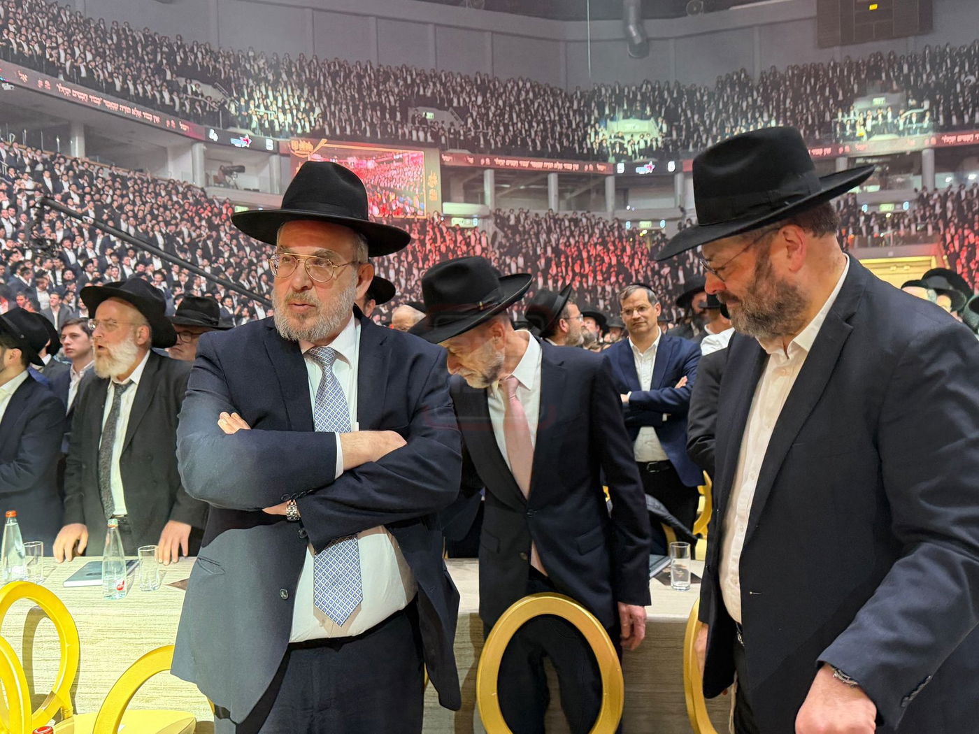 מי פרץ לבכיר החרדי? | 'זופניק בכיכר' עם כל התמונות, הנייעס והחשיפות של השבוע