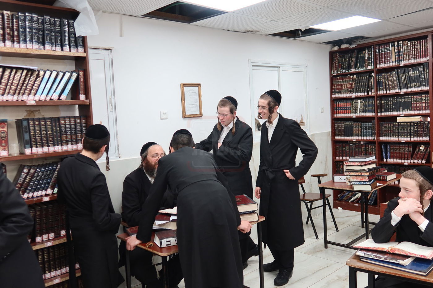 נעילת ימי השובבי"ם בישיבת זוויעהיל