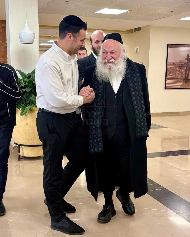 מי פרץ לבכיר החרדי? | 'זופניק בכיכר' עם כל התמונות, הנייעס והחשיפות של השבוע