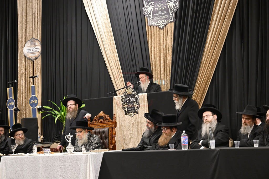 האדמו"ר מסאטמר בביקור הוד במאנשטעסער