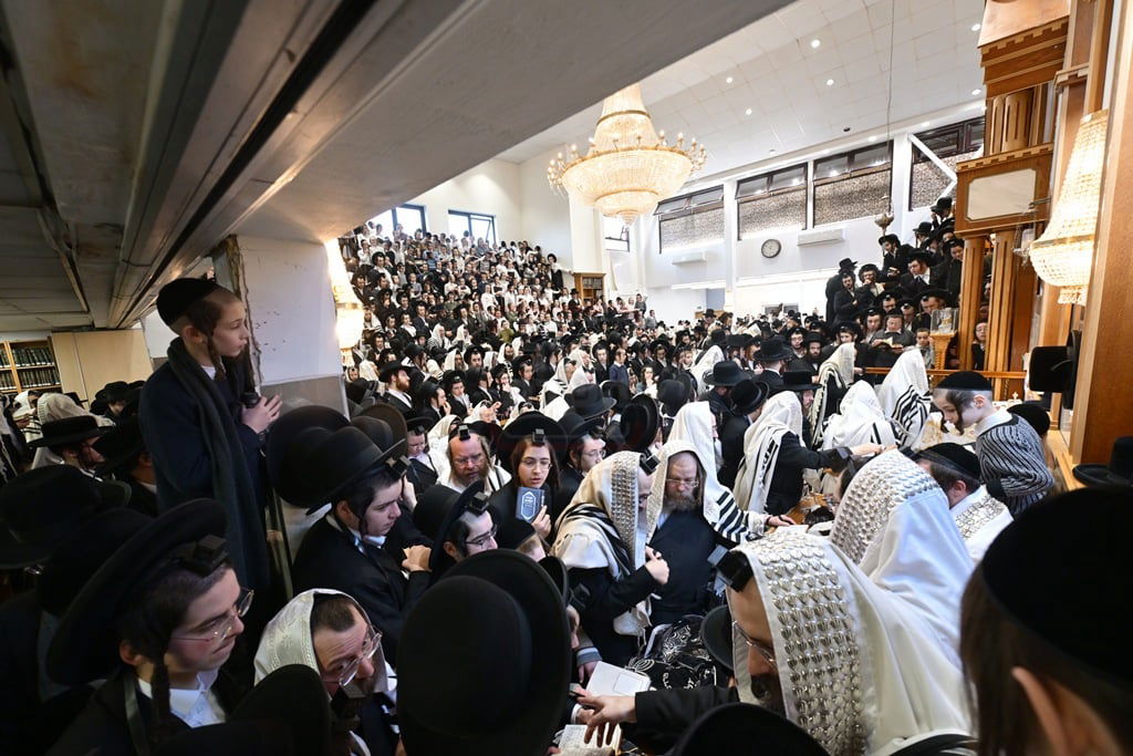 האדמו"ר מסאטמר בביקור הוד במאנשטעסער