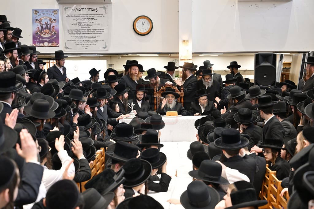 האדמו"ר מסאטמר בביקור הוד במאנשטעסער