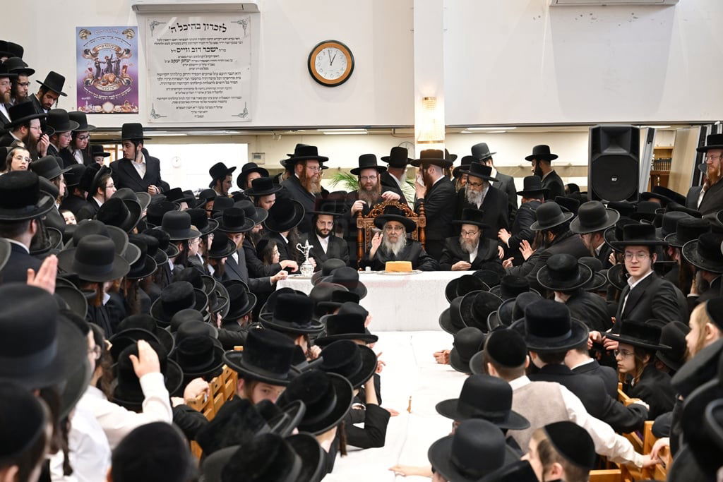 האדמו"ר מסאטמר בביקור הוד במאנשטעסער