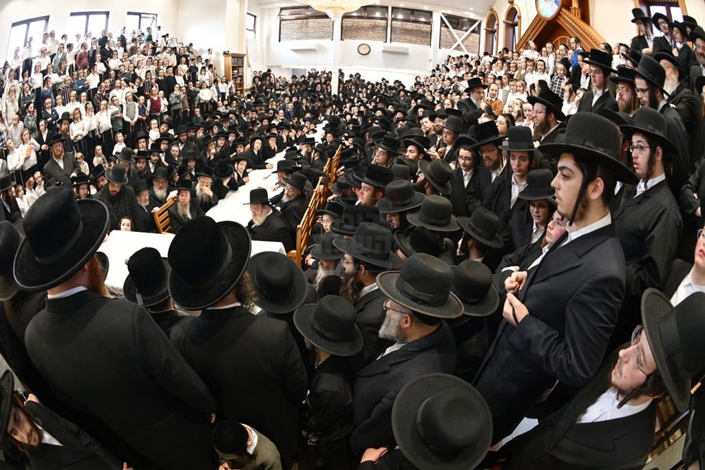 האדמו"ר מסאטמר בביקור הוד במאנשטעסער