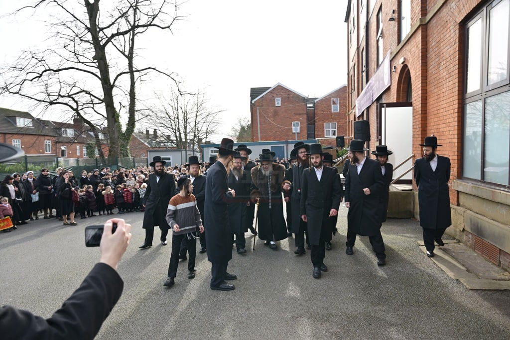 האדמו"ר מסאטמר בביקור הוד במאנשטעסער