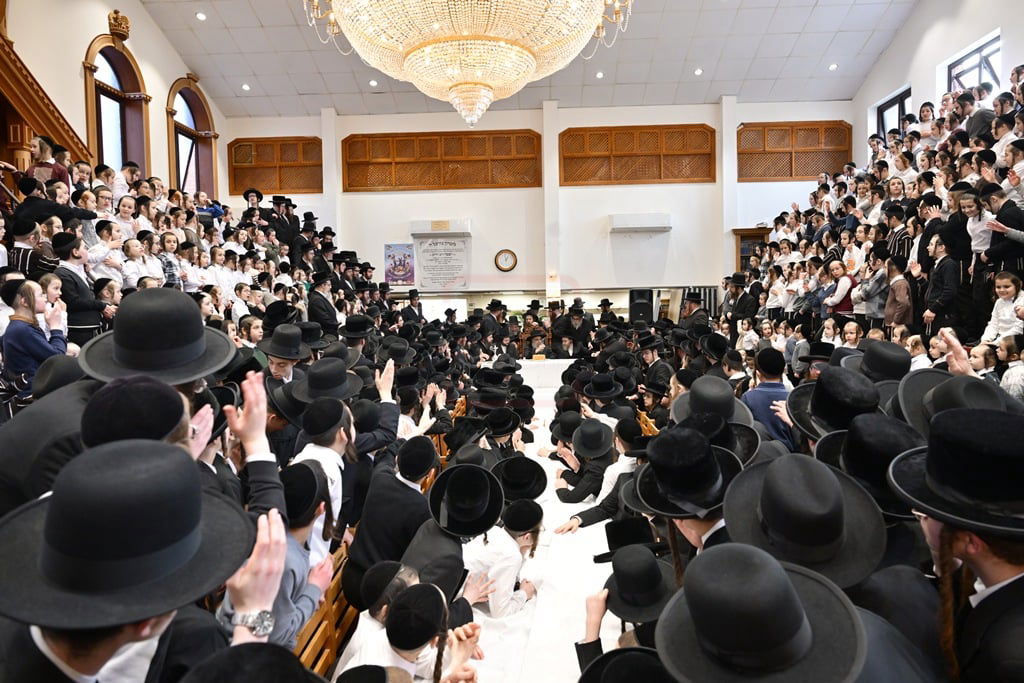 האדמו"ר מסאטמר בביקור הוד במאנשטעסער