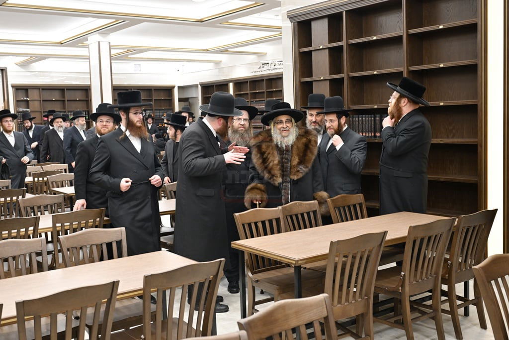 האדמו"ר מסאטמר בביקור הוד במאנשטעסער