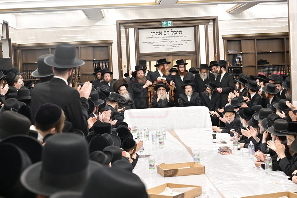 האדמו"ר מסאטמר בביקור הוד במאנשטעסער