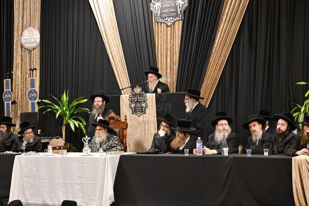 האדמו"ר מסאטמר בביקור הוד במאנשטעסער