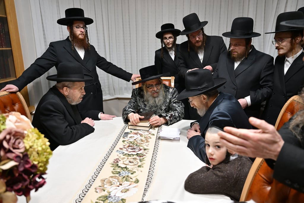 האדמו"ר מסאטמר בביקור הוד במאנשטעסער