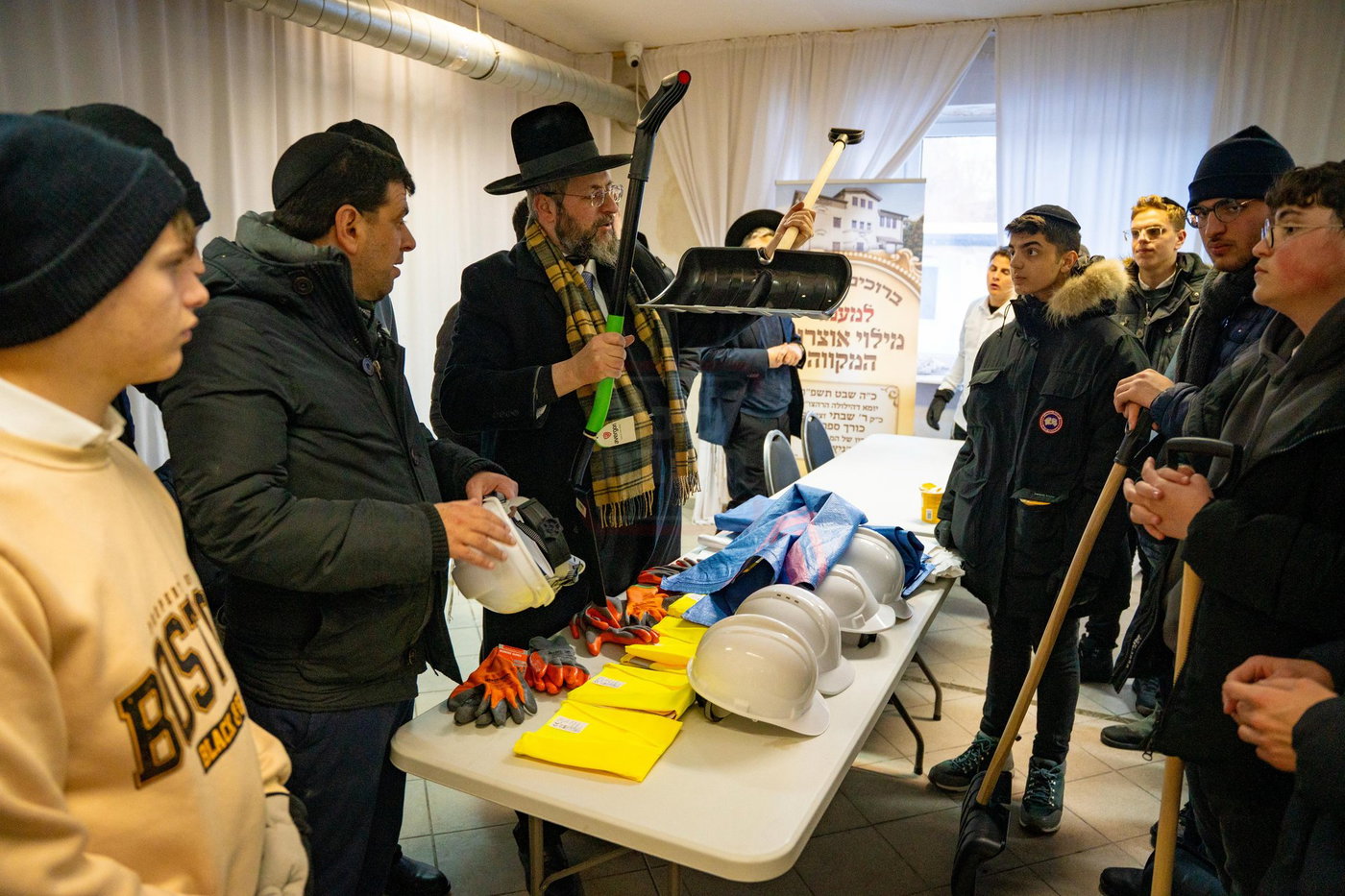 הכשרת המקווה בקוזניץ