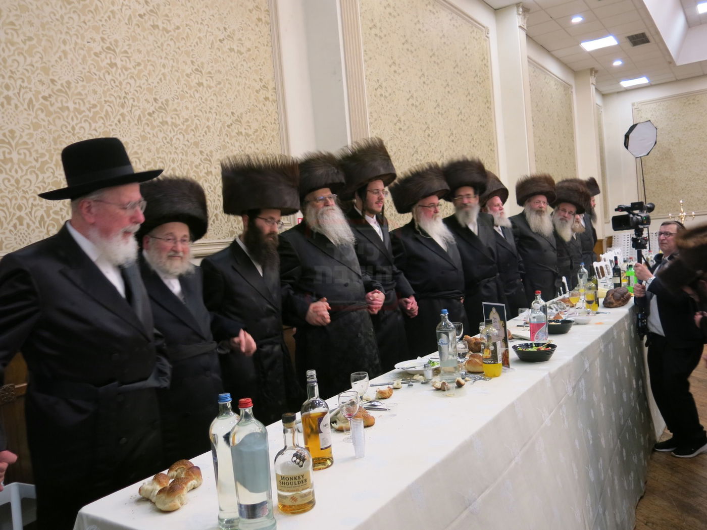 שמחת נישואי נכדת הגה"צ גאב"ד אנטווערפן